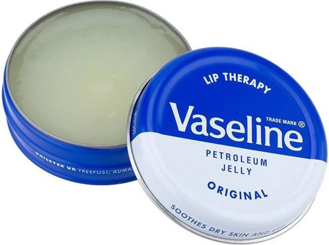 Vaseline Lip Therapy