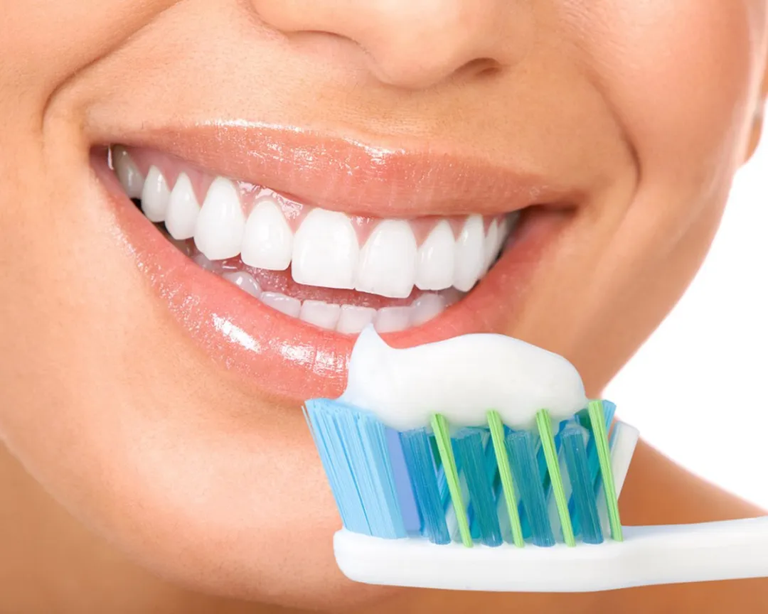 Sensodyne Whitening Tandpasta 225ml - 3 Stuks