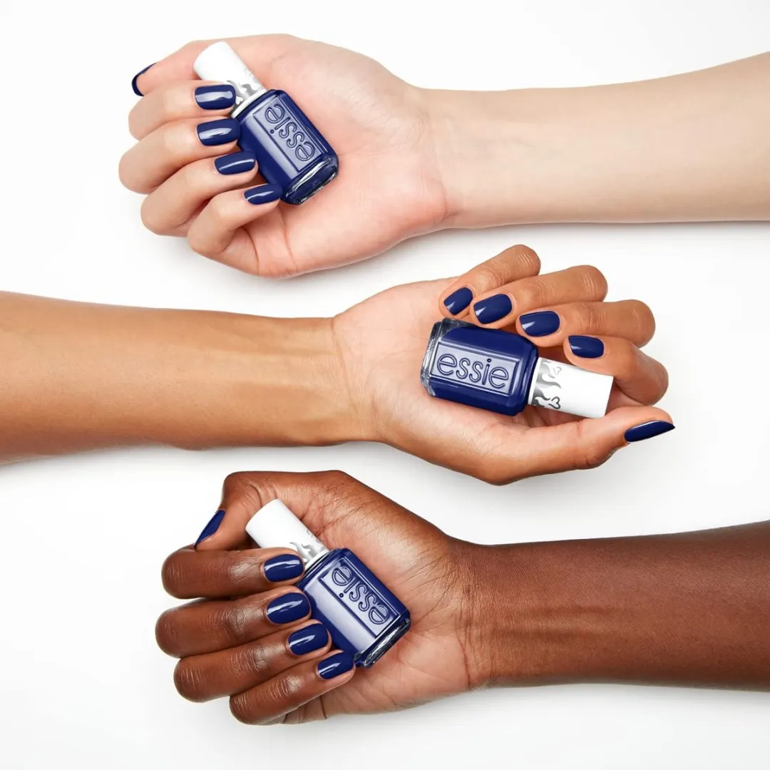 essie Nagellak License To Thrill - Blauw 13.5ml