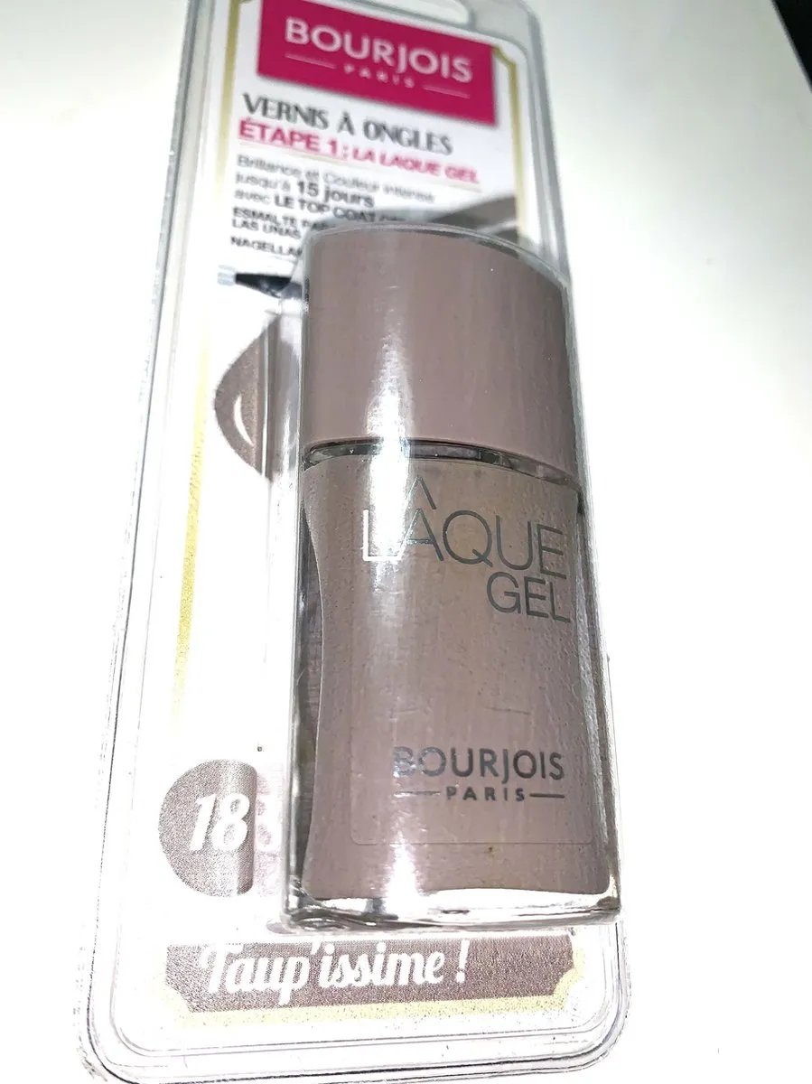 Bourjois La Laque Gel 18 Taup Issime - 10ml - Nude grijs
