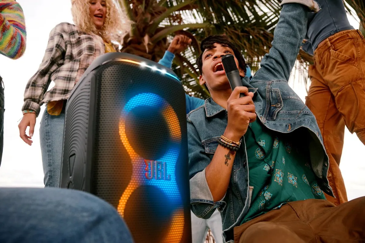 JBL PartyBox Club 120 Draadloze Bluetooth Speaker - 160W - Zwart - afbeelding 6 van 6