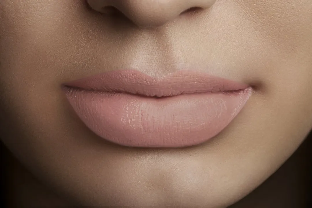 L'Oréal Paris Rouge Signature Matte Lippenstift 110 Empower - Lichtroze
