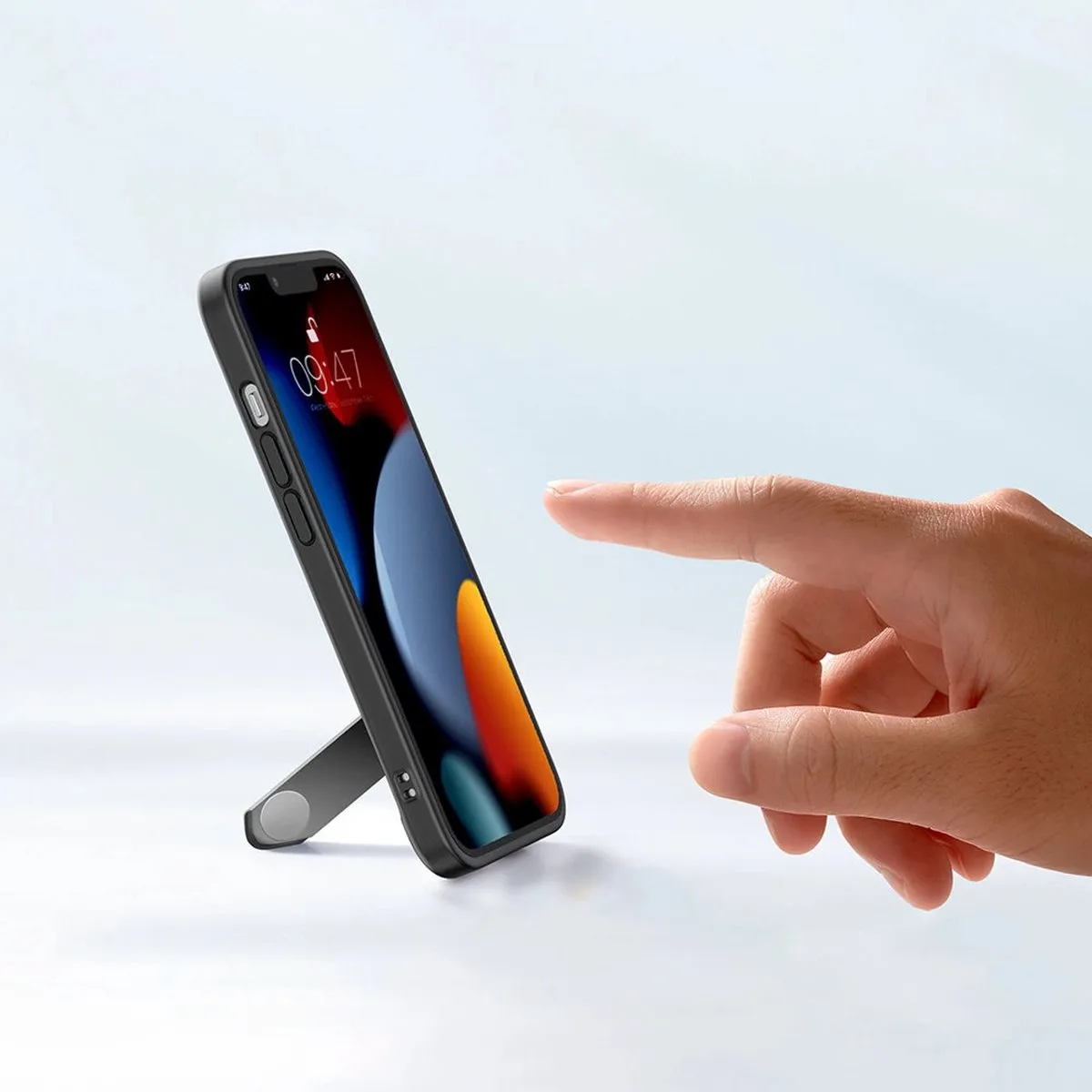Ugreen Fusion Kickstand Case iPhone 13 - Zwart - afbeelding 4 van 6