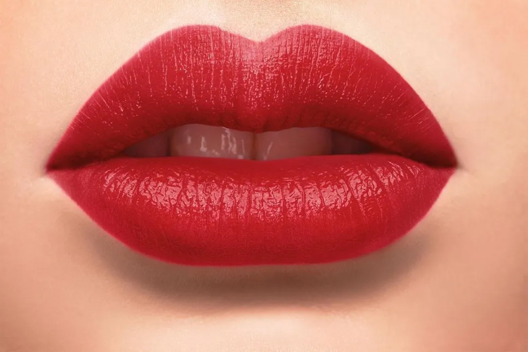 Rimmel London Lasting Finish Muse Red 51 Lipstick - 4g