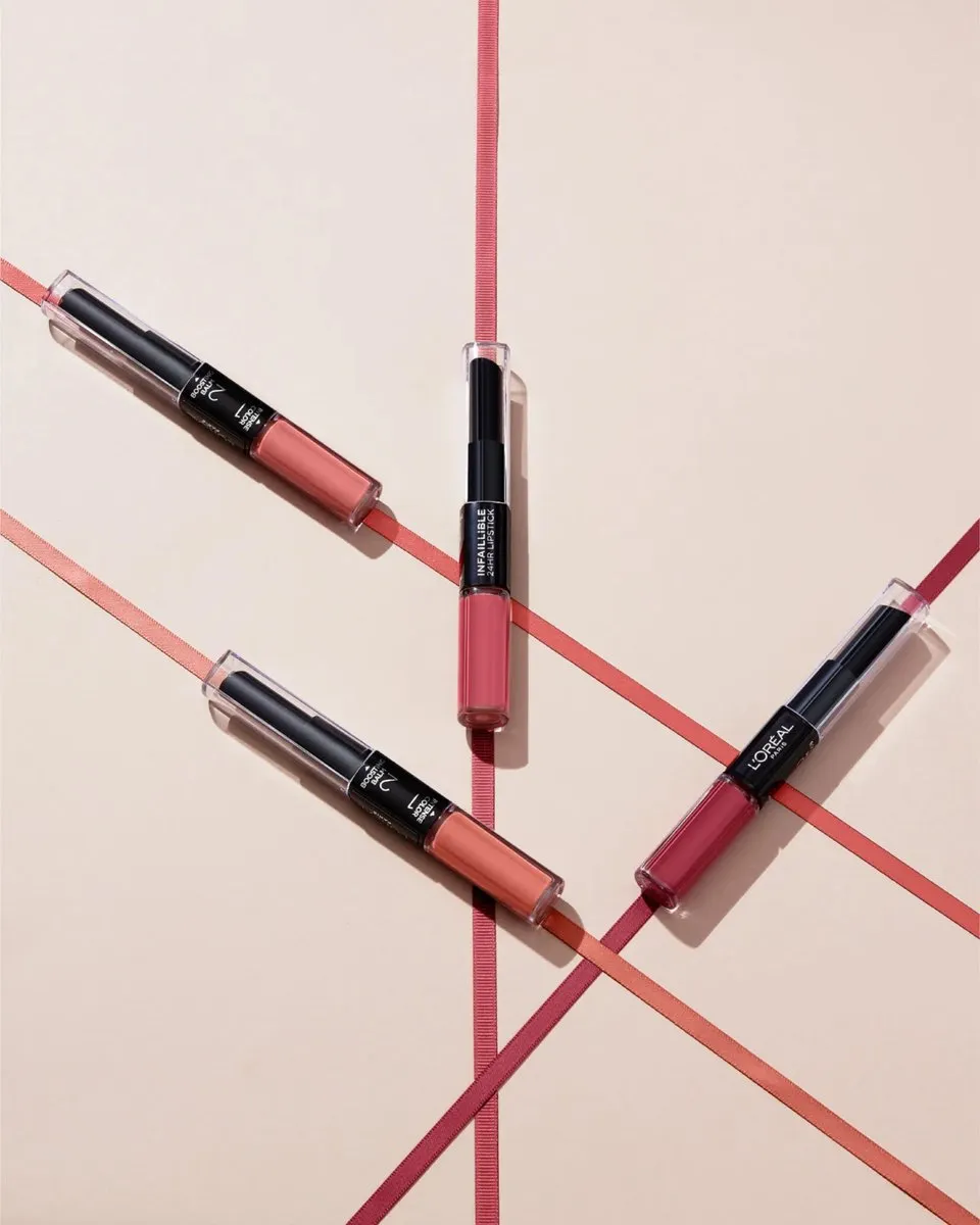 L'Oréal Paris Infaillible 24H Lipstick 502 Red To Stay - 5.7ml