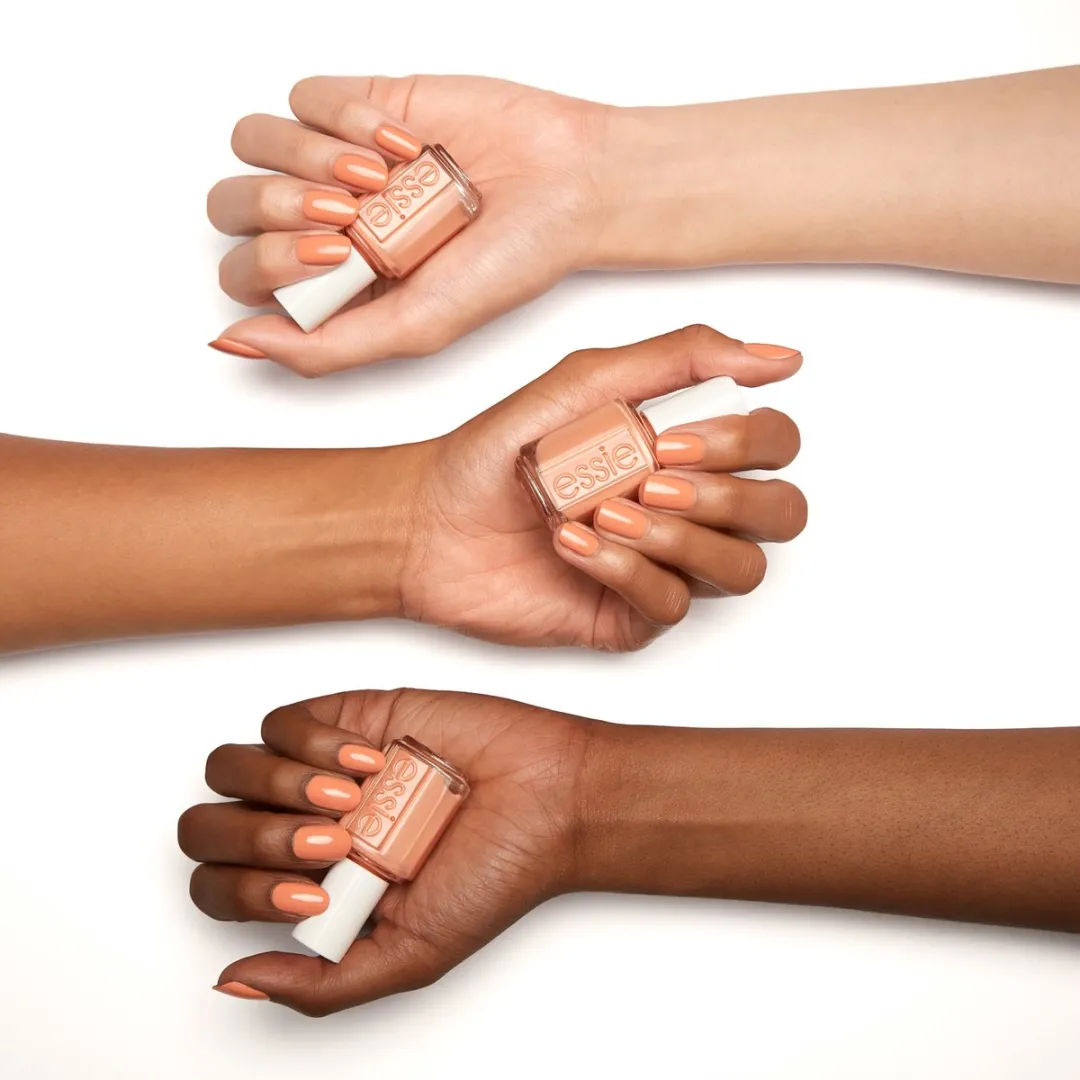 Essie Rocky Rose Nagellak 642 - Koraal Glanzend - 13,5ml