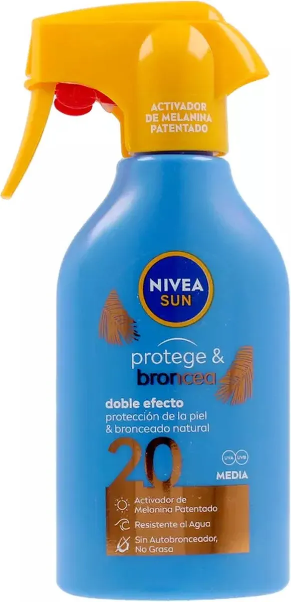 NIVEA Sun Protect & Moisture Zonnebrandspray SPF20 270ml