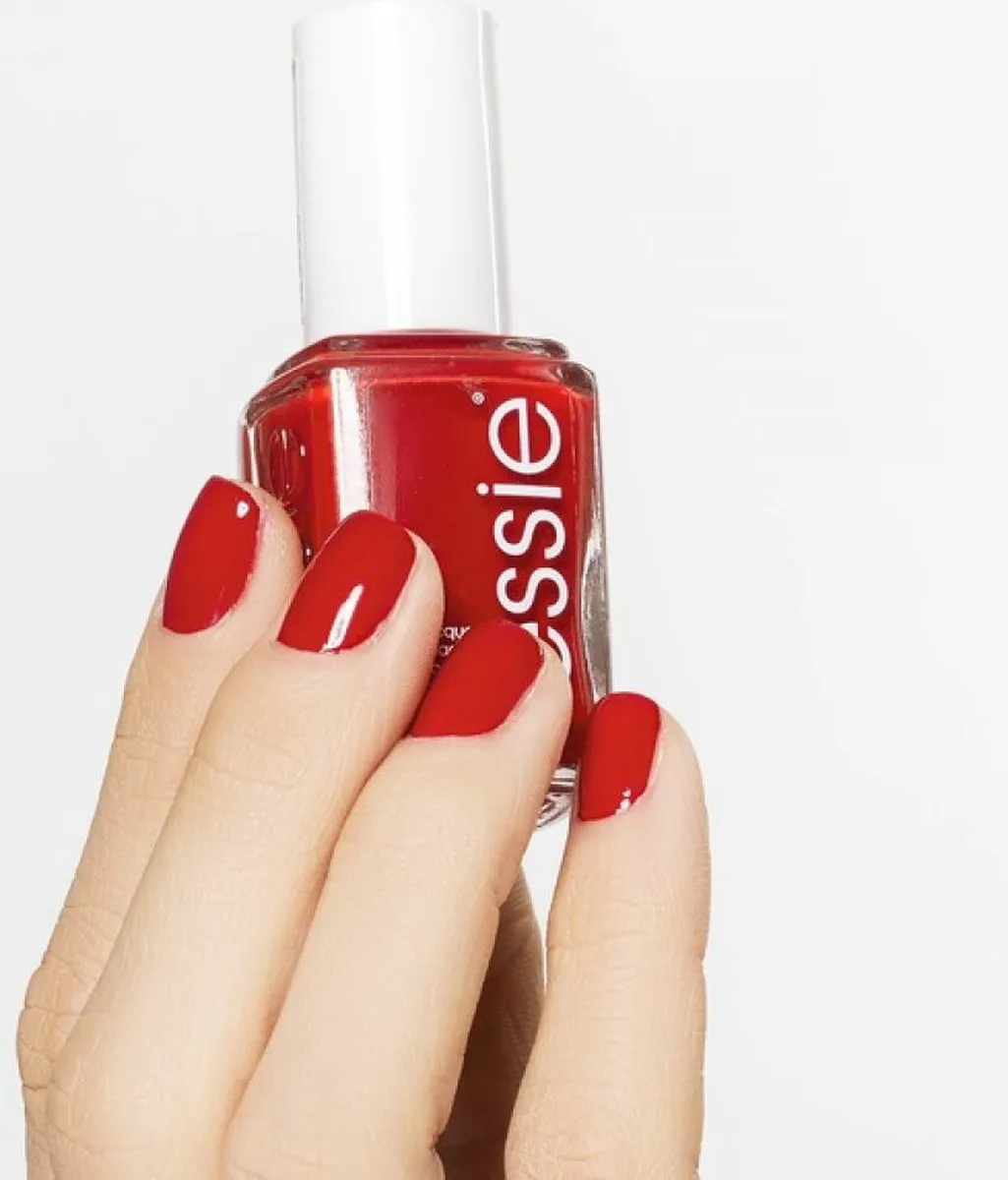 essie Nagellak 61 Russian Roulette