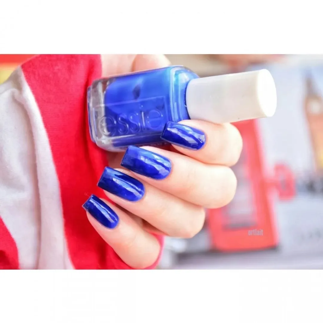 Essie Nagellak 3013 Bouncer It's Me - Blauw