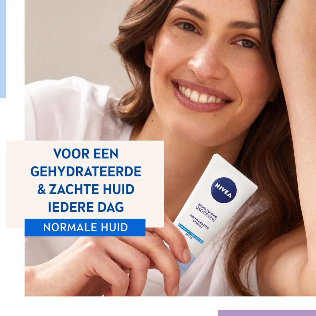 NIVEA Essentials Dagcrème SPF 15 50ml - 15 Stuks