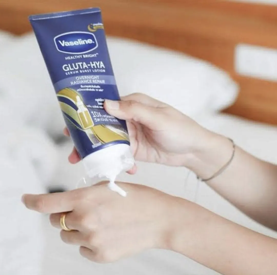 Vaseline Gluta HYA Overnight Radiance Repair 300ml