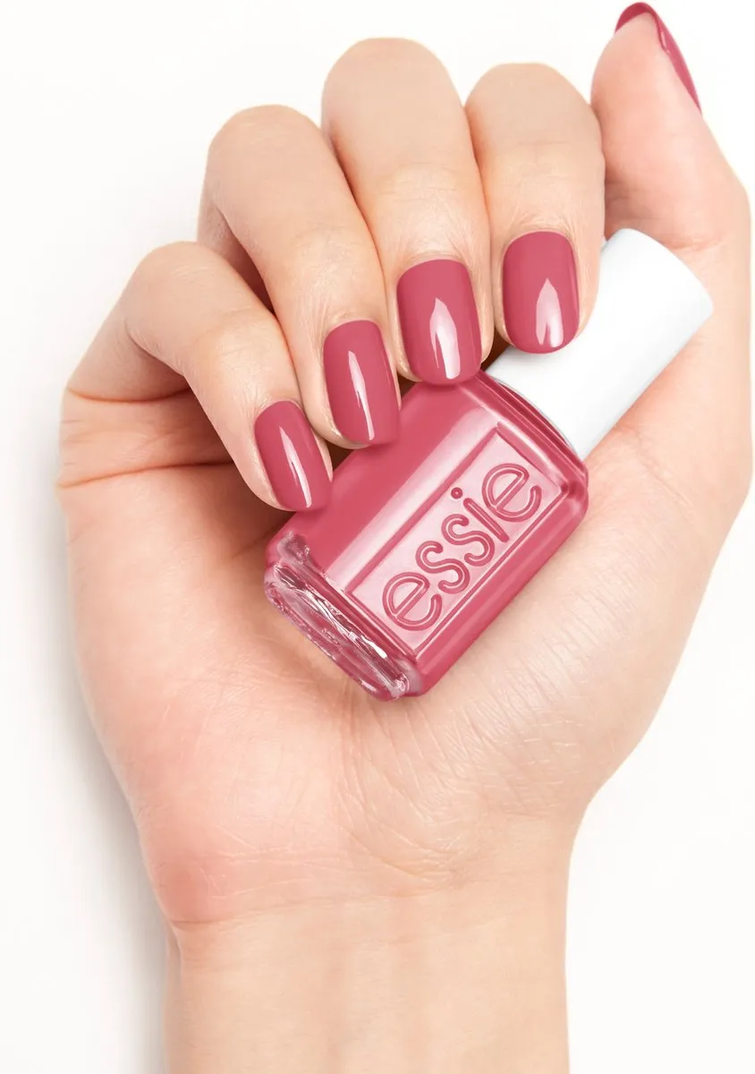 Essie Nagellak 788 Ice Cream And Shout - Roze