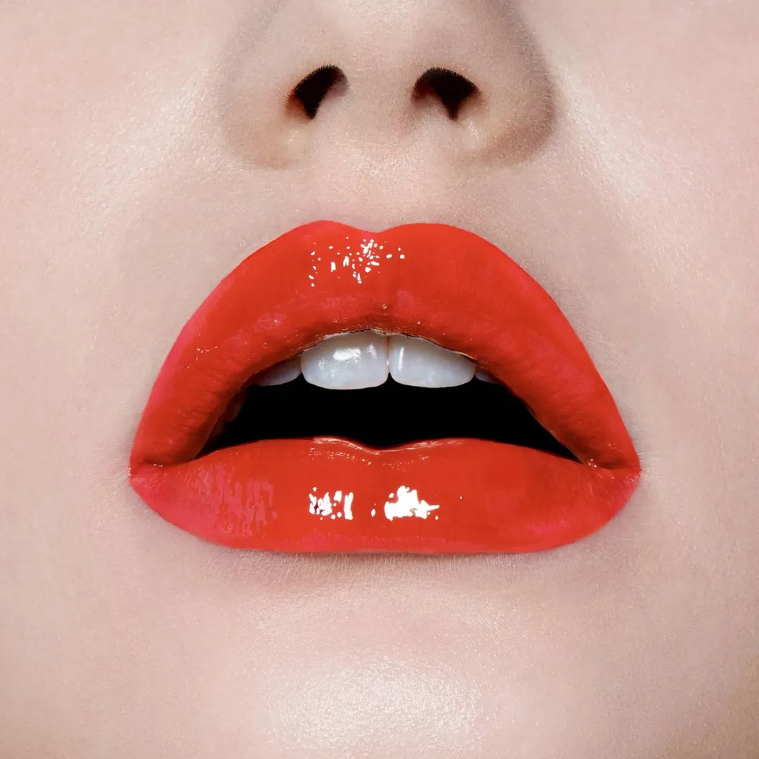 Maybelline Color Sensational Vivid Hot Lacquer 70 Lippenstift - Rood Glans
