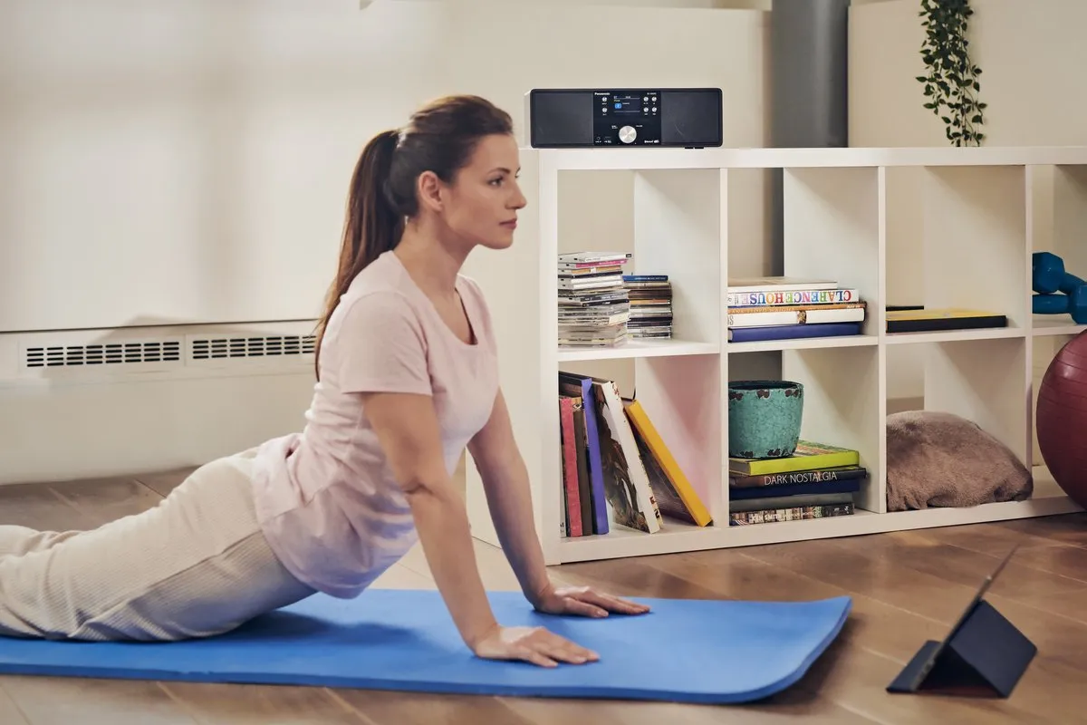 Panasonic HiFi Micro Anlage DAB+ SC-DM202EG-K Zwart met Bluetooth Home audio-microsysteem 24 W Zwart