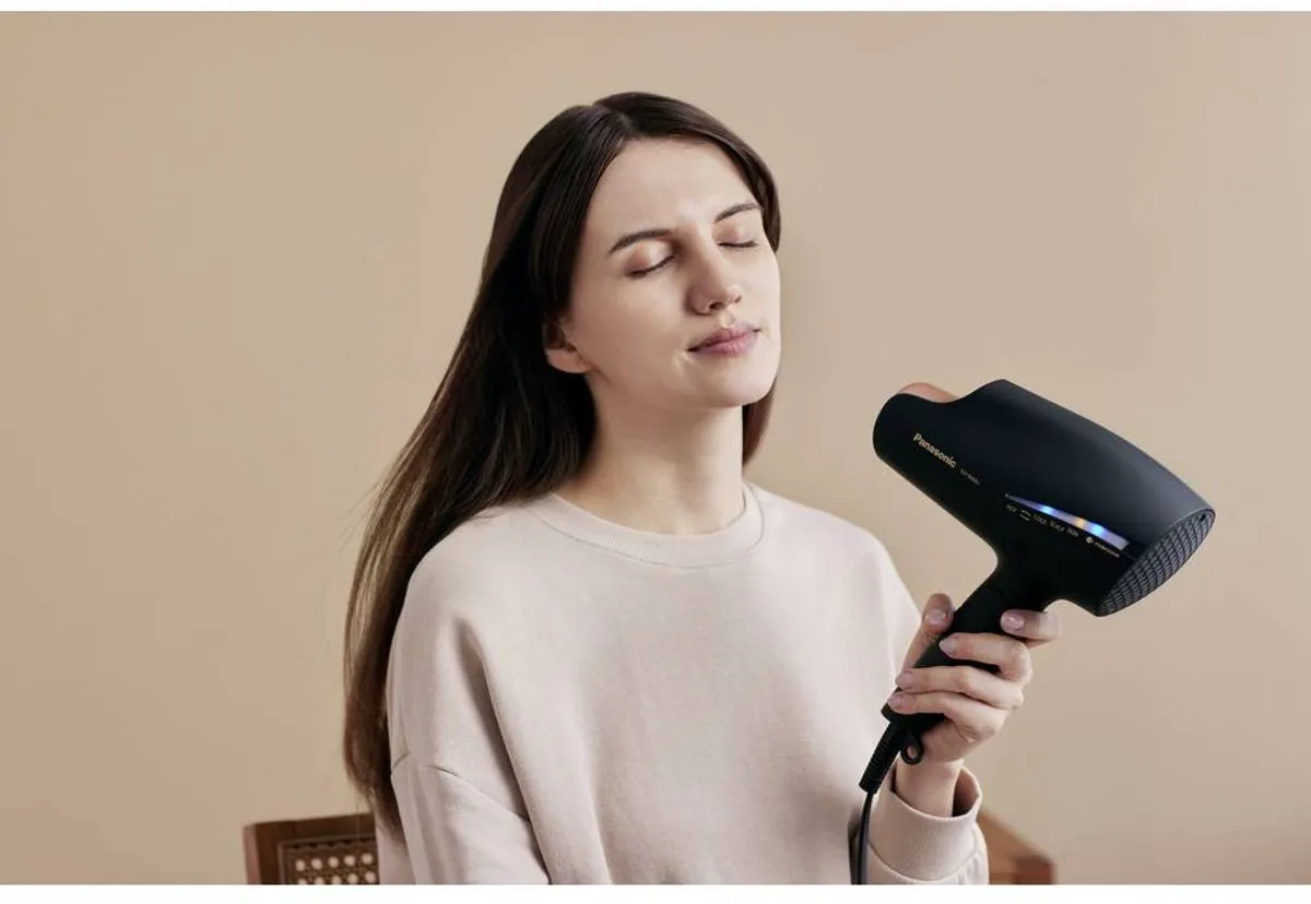 Panasonic EH-NA9J-K Haardroger 1800W - Zwart/Roségoud