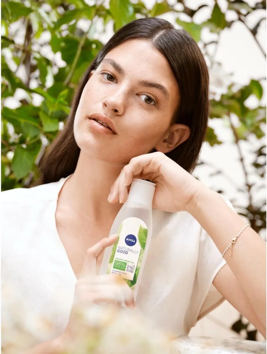 NIVEA Naturally Good Reinigingslotion 200ml