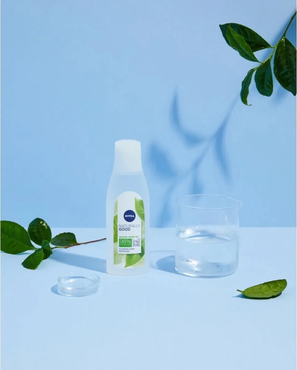 NIVEA Naturally Good Reinigingslotion 200ml
