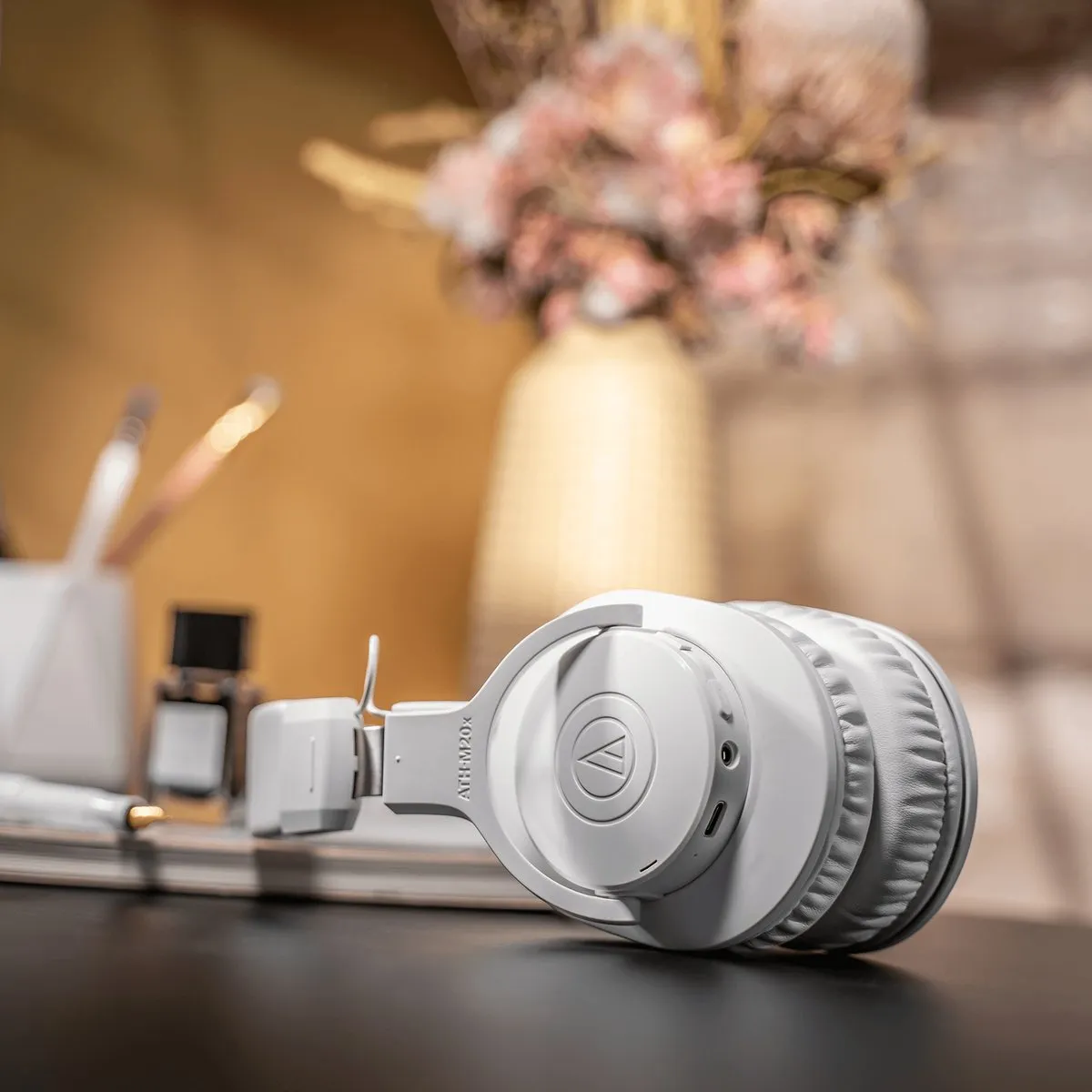 Audio-Technica ATH-M20XBT Headset - Wit - afbeelding 5 van 6