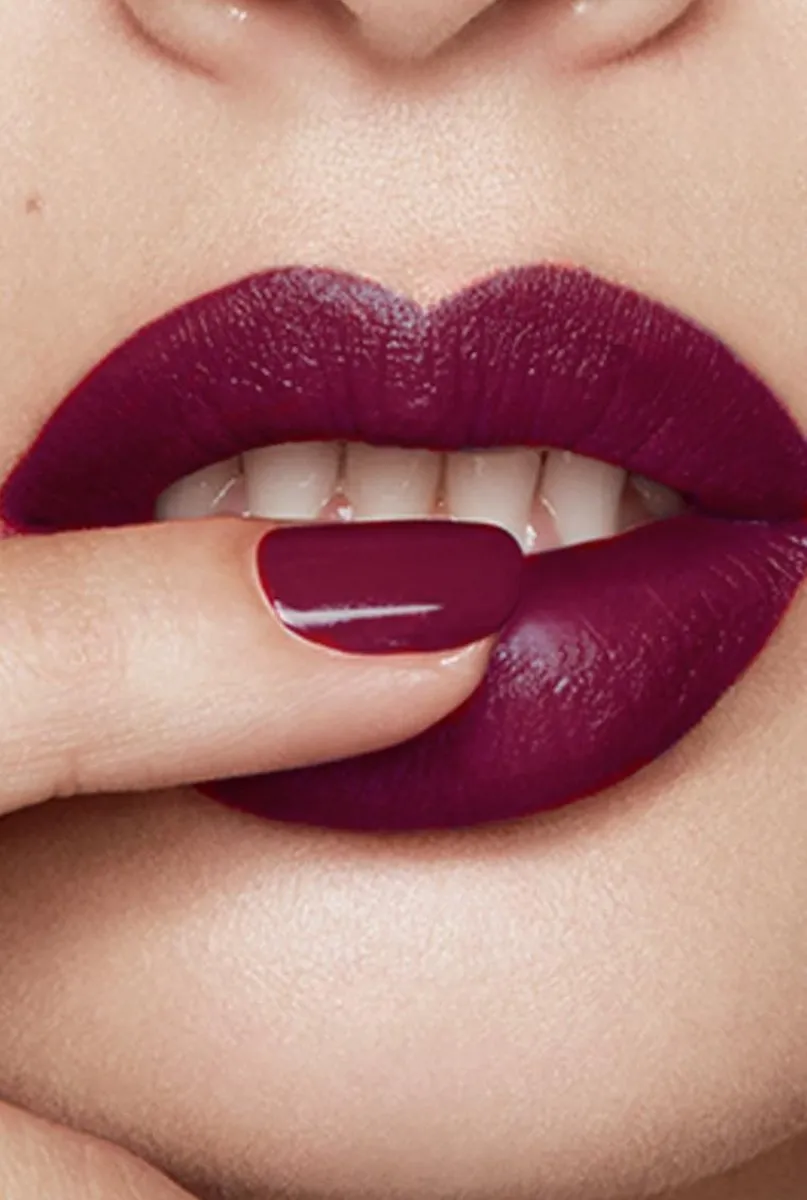Maybelline Color Sensational Lippenstift 886 Berry Bossy - Violet Mat