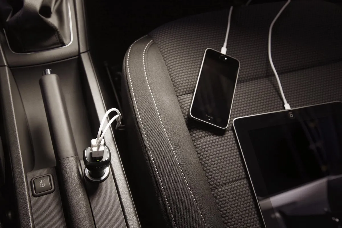 TomTom High Speed USB Dual-charger - Zwart