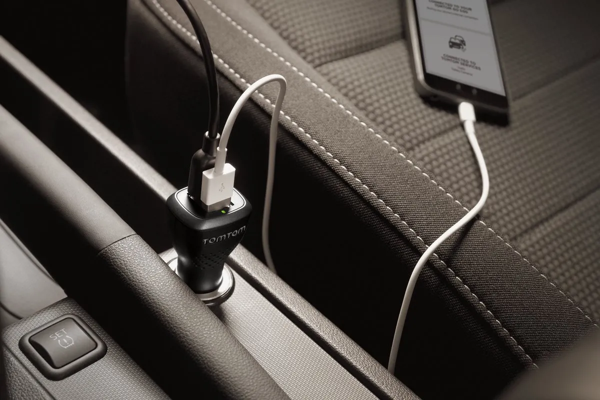 TomTom High Speed USB Dual-charger - Zwart - afbeelding 6 van 6