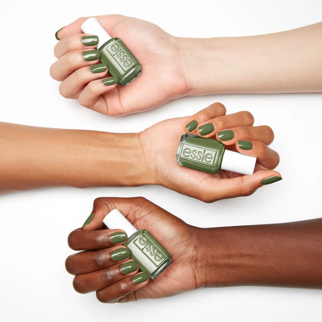 essie Nagellak Win Me Over - Olijfgroen 135ml