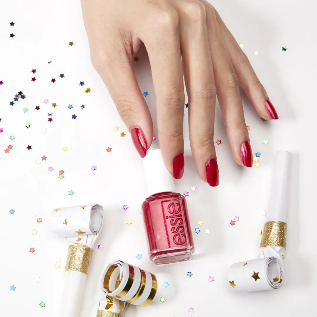 essie Let's Party Nagellak 635 - Rood Glitter - 13,5 ml
