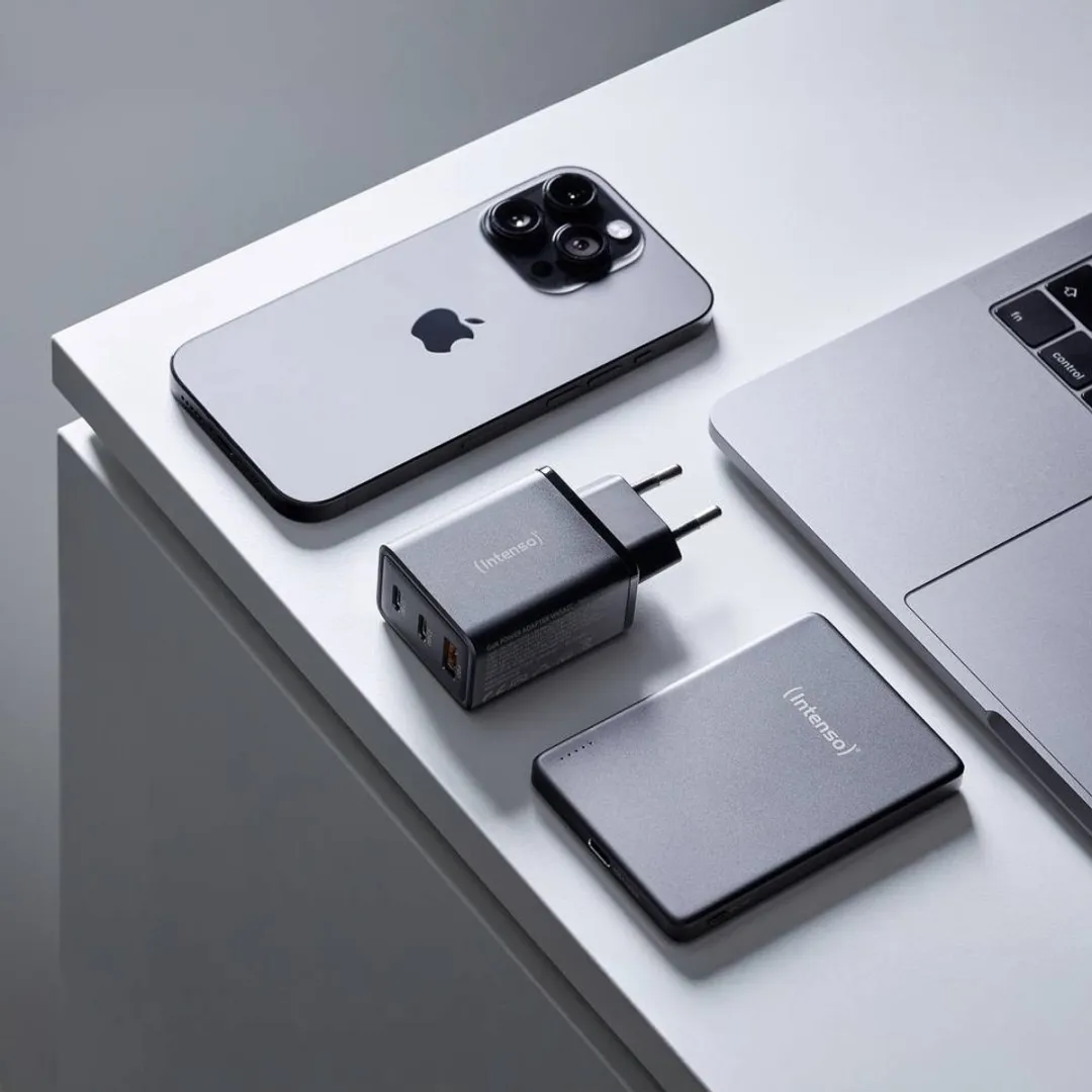 Intenso W65ACC GaN USB-oplader 65W - 1x USB-A 2x USB-C - Zwart - afbeelding 6 van 6