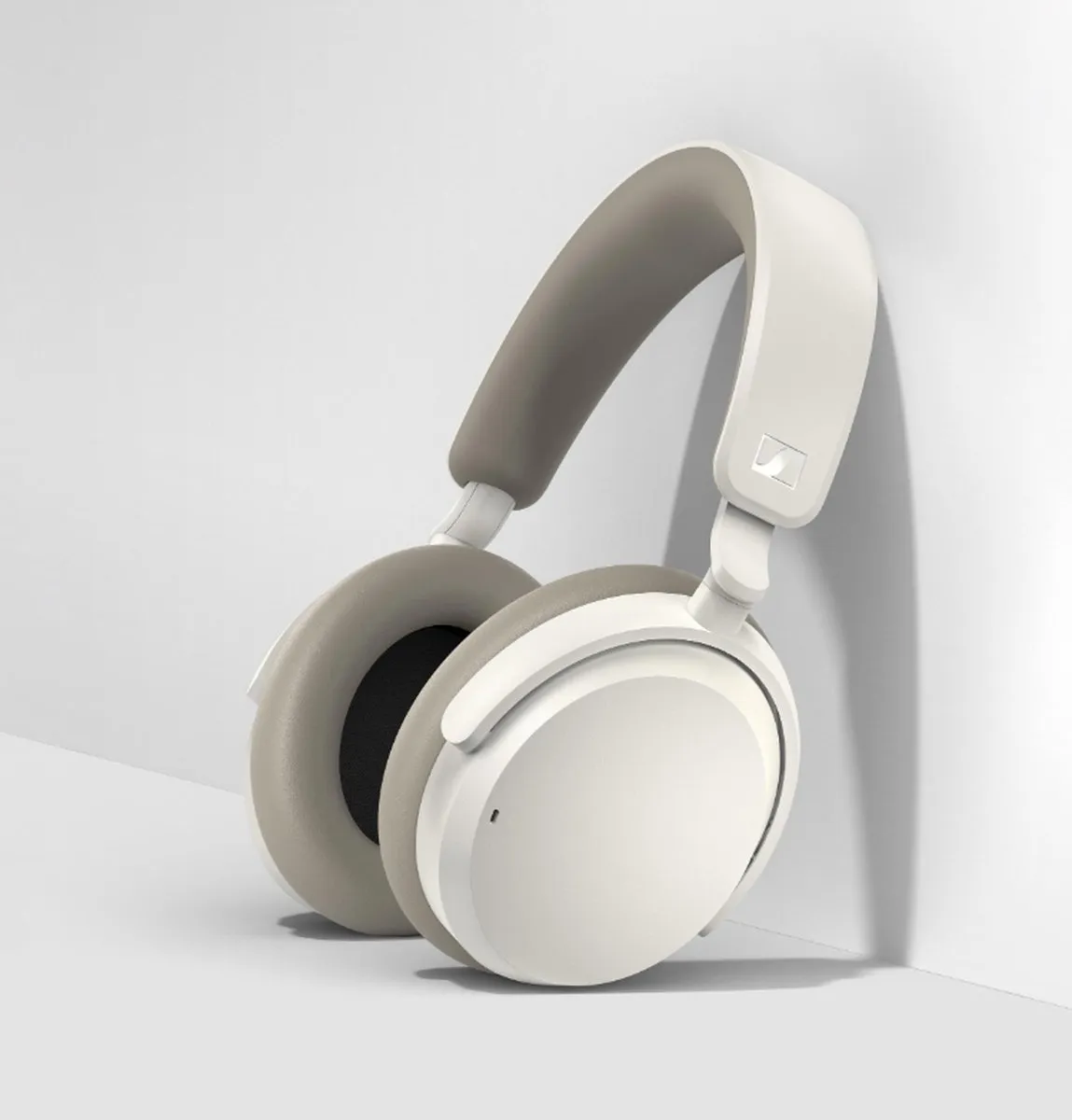 Sennheiser Accentum ACAEBT White Draadloze Over-Ear Koptelefoon - Noise Cancelling - 50u