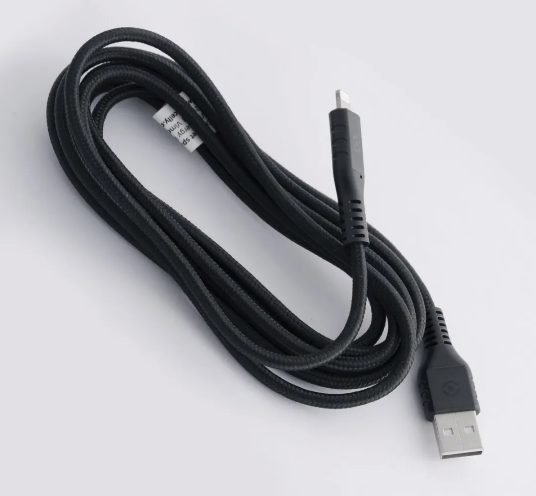 Celly Black Label USB-A naar Lightning 2m - Zwart