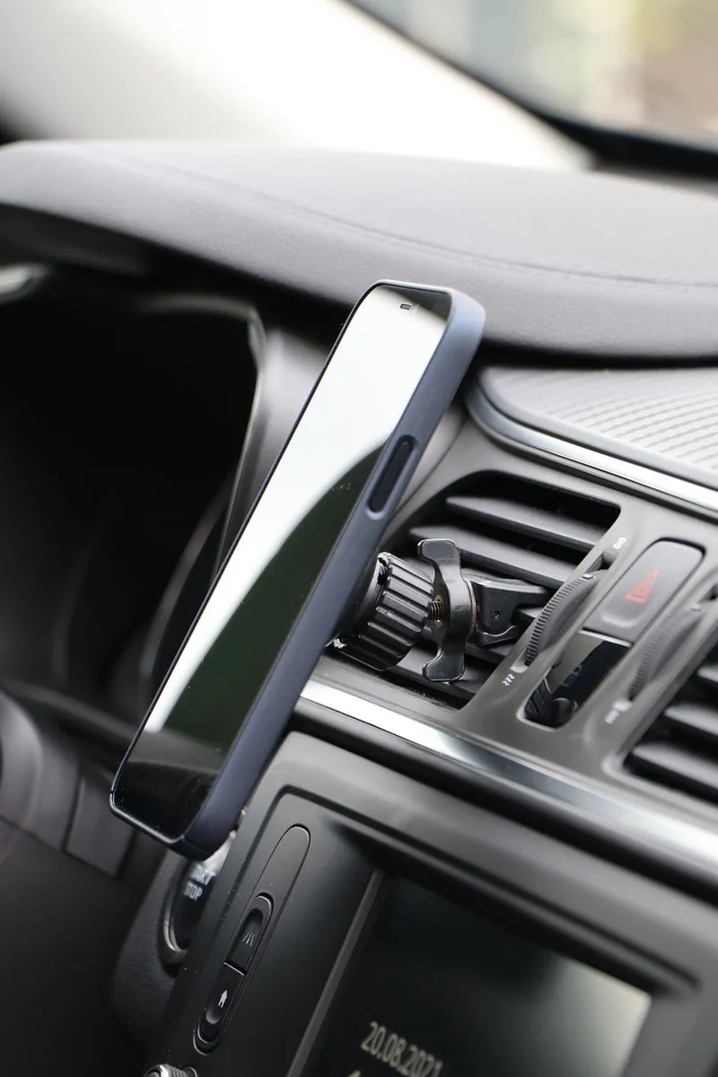 Carpoint Magnetische Telefoonhouder Ventilatieroosterhouder - Zwart