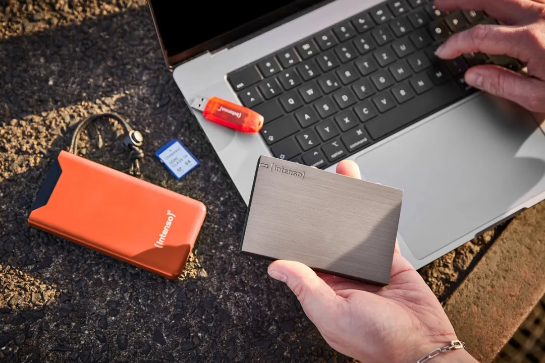 Intenso F10000 Powerbank 10.000mAh - 2x USB - 20W - Oranje