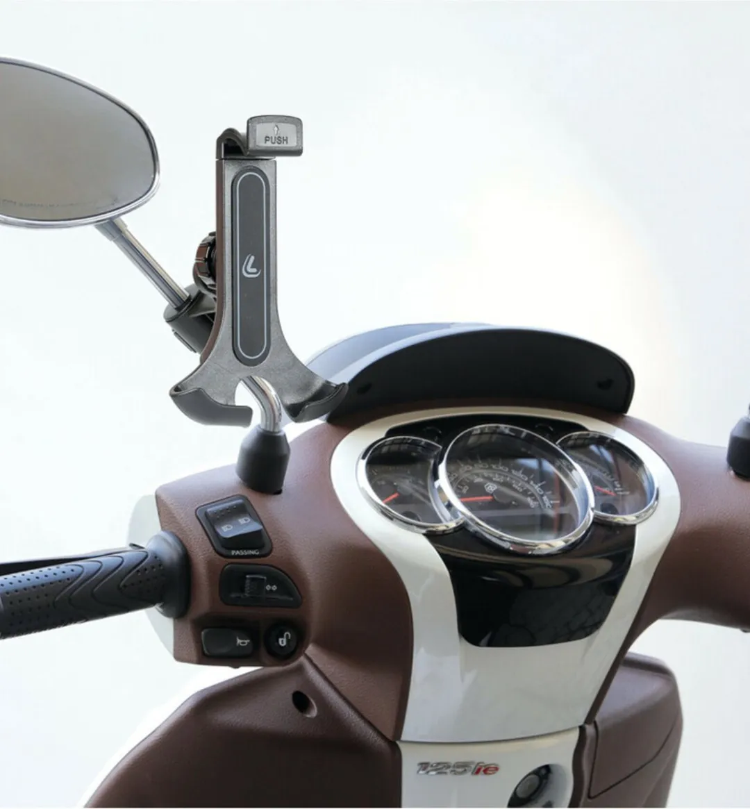 Lampa Telefoonhouder Scooter - Universeel 6.7" - Spiegelbevestiging