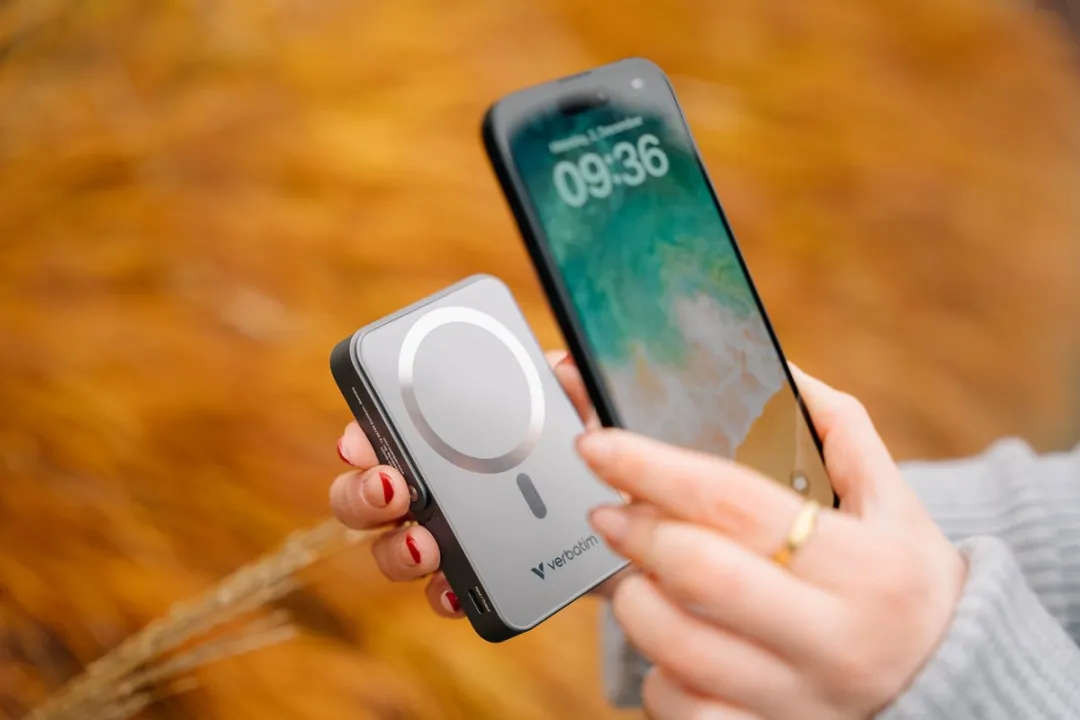 Verbatim Charge 'n' Go Powerbank 10000 mAh - Grijs