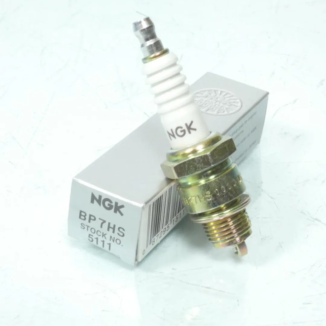 NGK BP7HS Bougie - Adly 50 Fox 1994-2007 - Wit