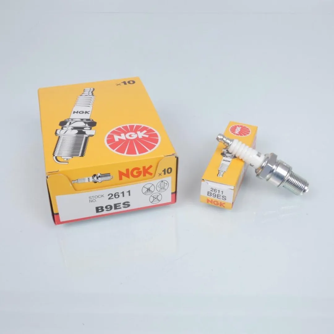 NGK B9ES Bougie Scooter Piaggio 50 Zip 2T