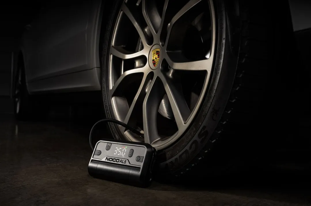 Noco AL5 Draagbare Luchtcompressor - Geïntegreerde USB-C-poort - Powerbank - Maximale Druk: 8,96 BAR