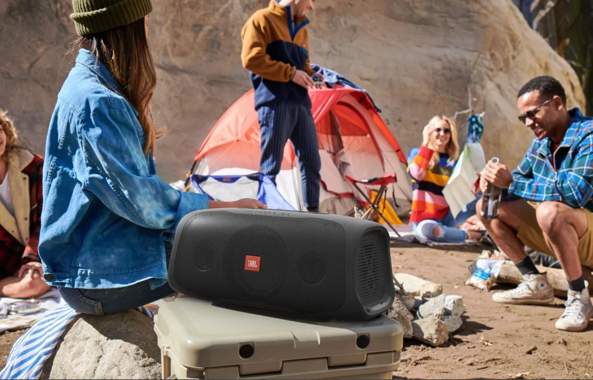 JBL BassPro Go Plus Subwoofer 200W - Draagbare Bluetooth Speaker - Zwart