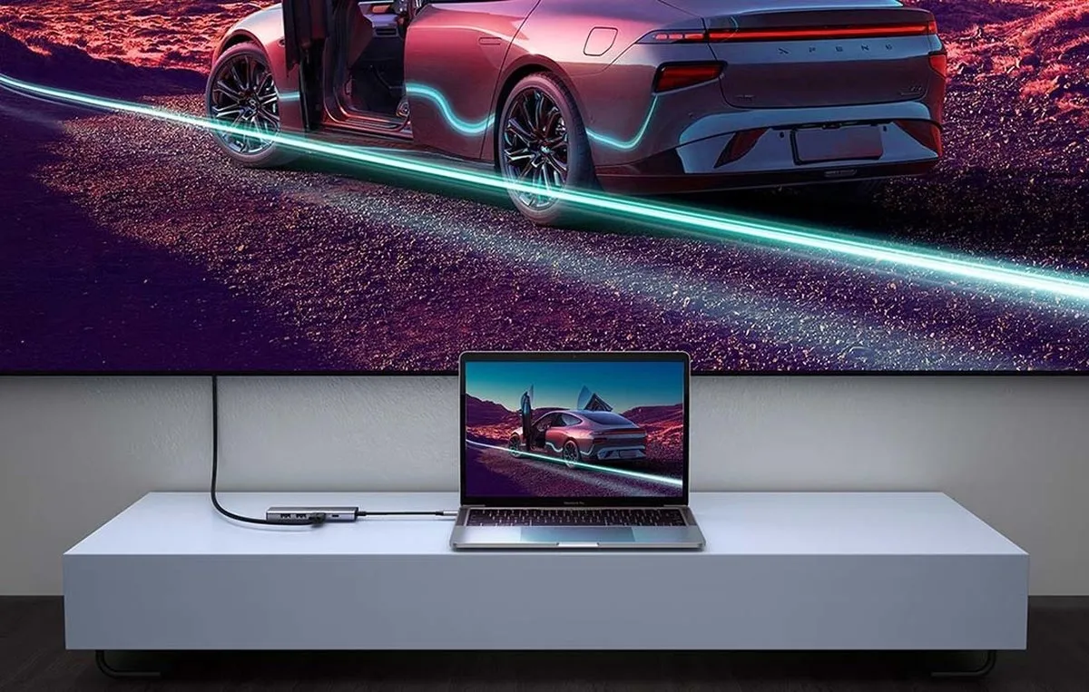 UGREEN 5-in-1 USB-C Hub 60384 - Zilver