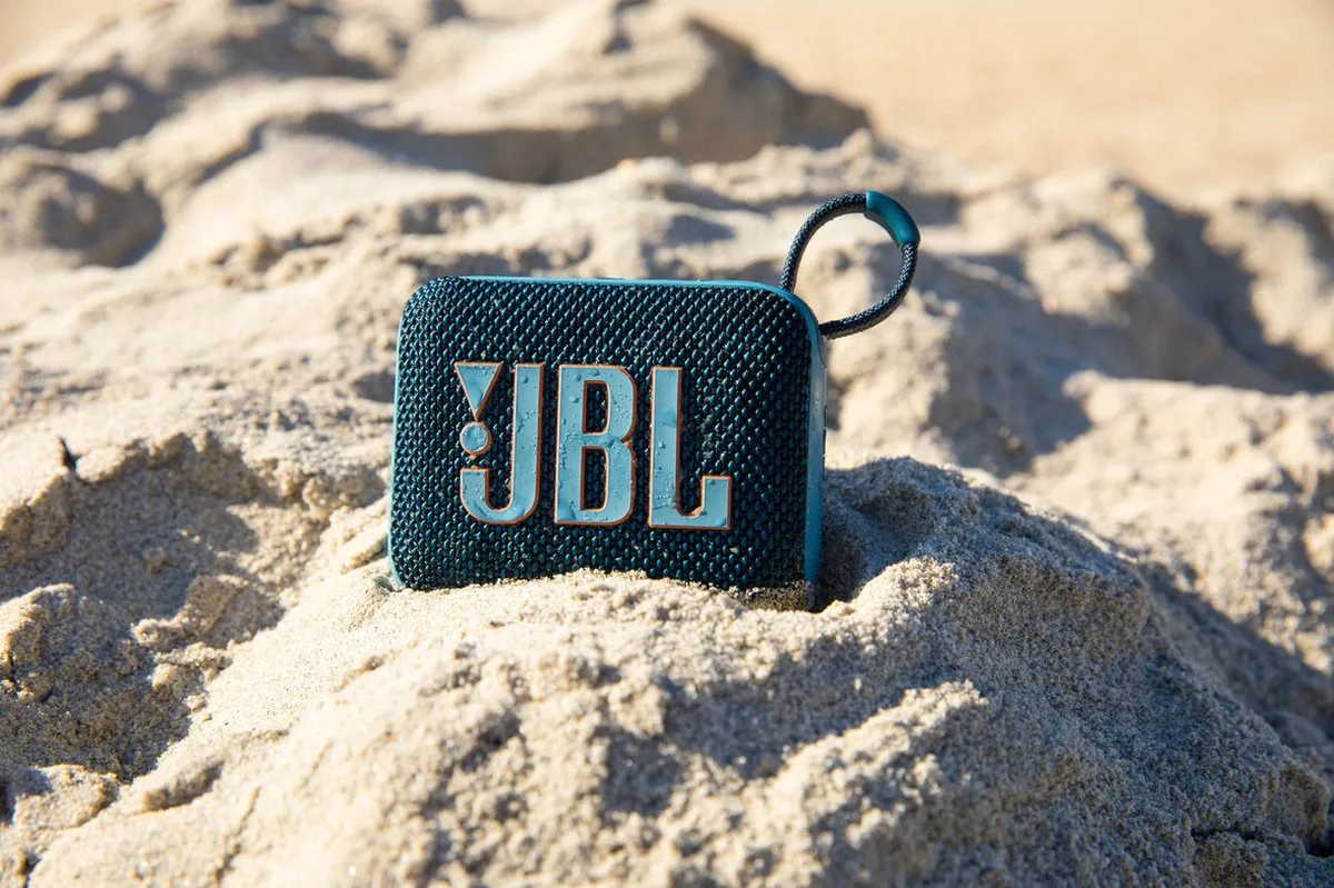 JBL Go 4 Draadloze Bluetooth Speaker - 7 uur - IP67 - Wit - afbeelding 6 van 6