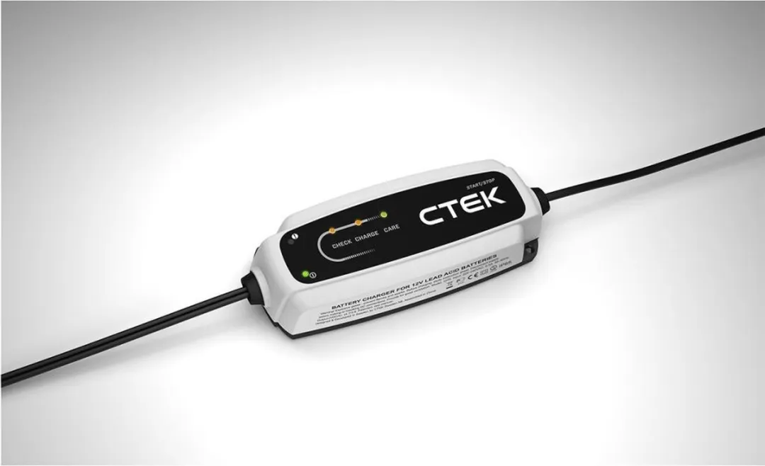 CTEK CT5 Start/Stop Acculader 12V - 3,8A