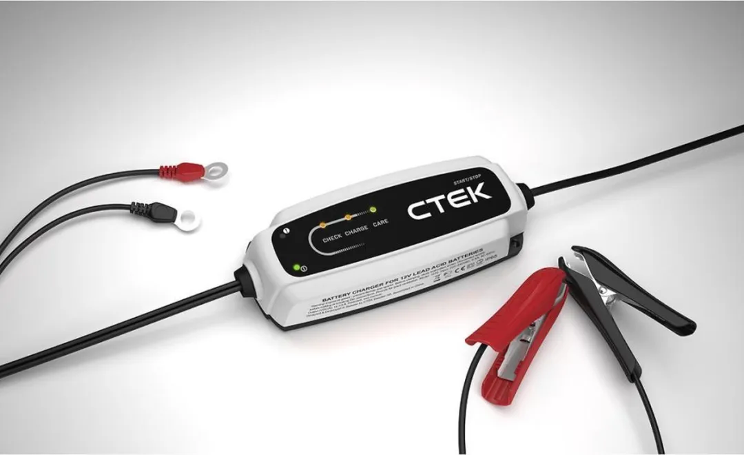 CTEK CT5 Start/Stop Acculader 12V - 3,8A