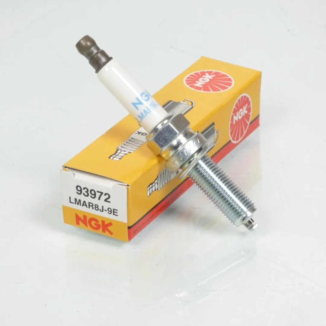 NGK LMAR8J-9E Bougie - Wit