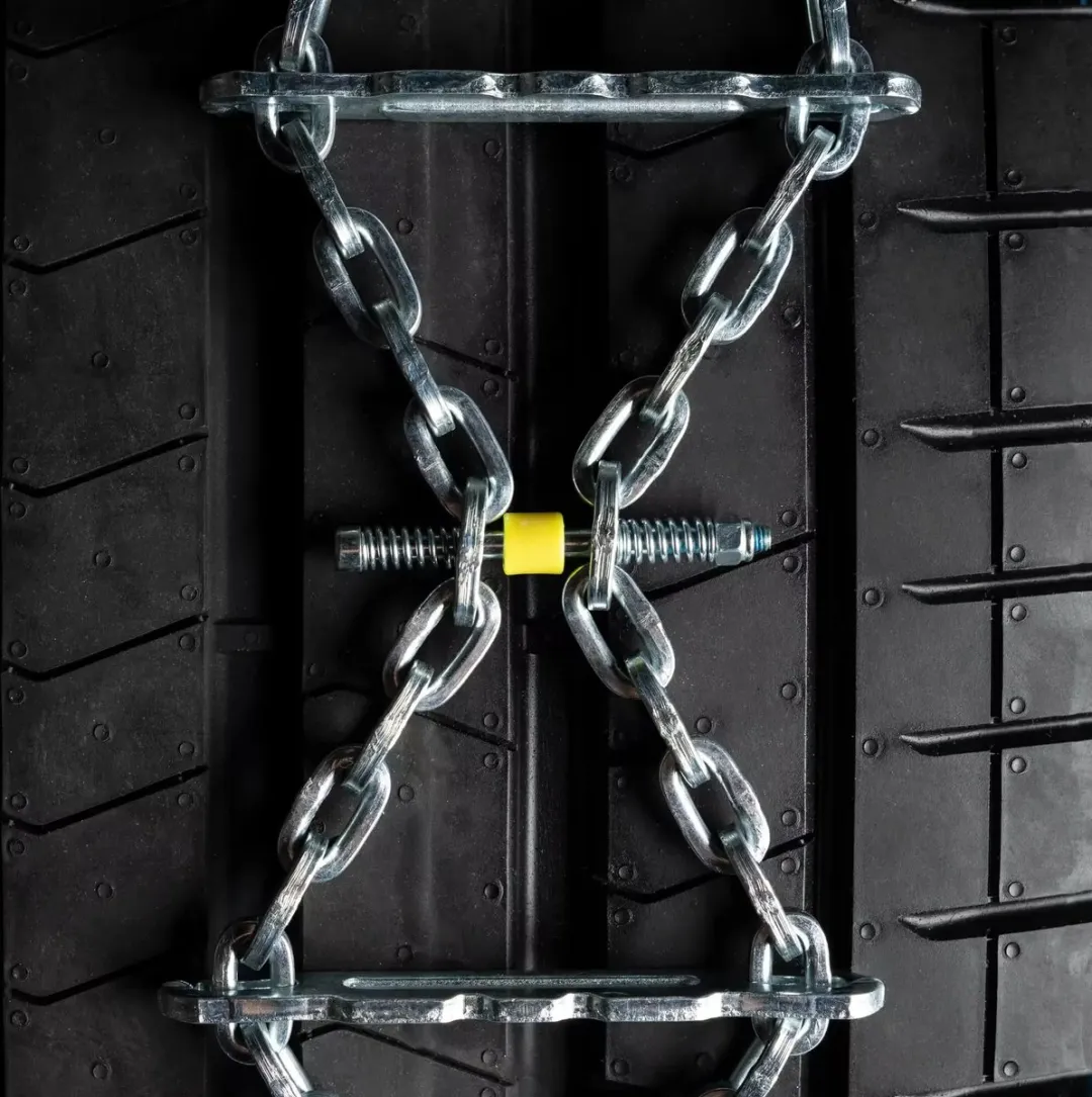 Konig Sneeuwkettingen Tesla Model Y - 19/20 Inch - afbeelding 6 van 6