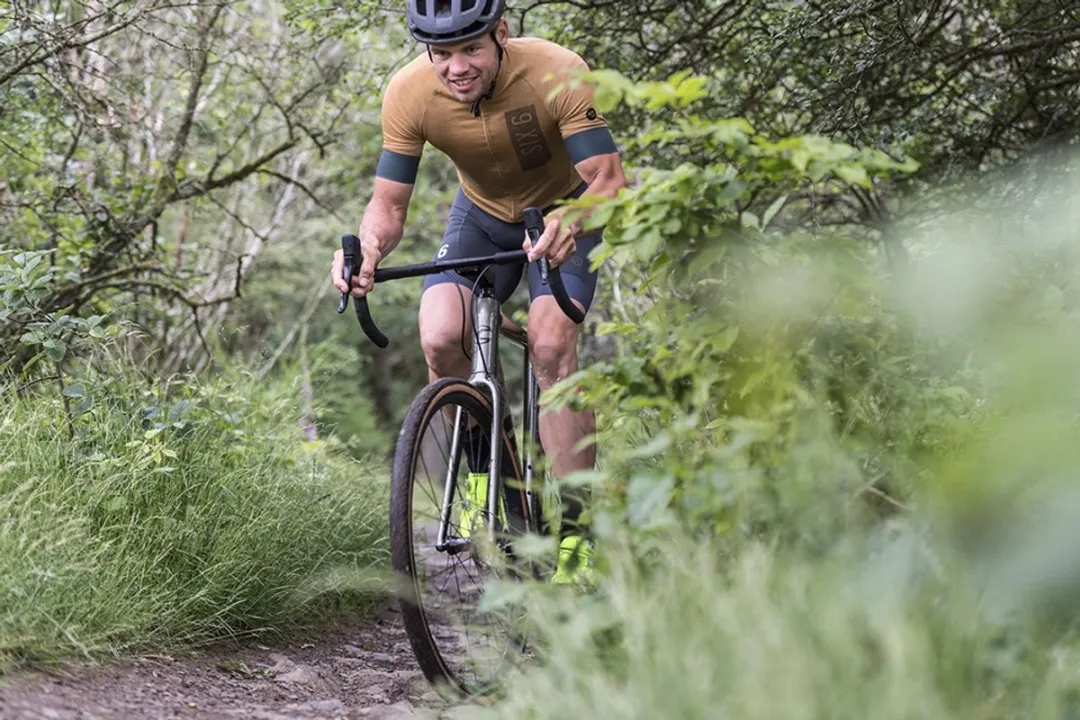 Vredestein Aventura Seta TLR 700x44C - Cyclocrossband - Zwart/Bruin