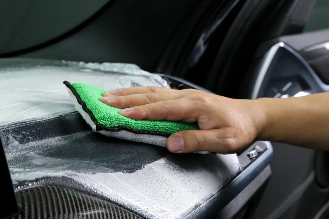 Turtle Wax Hybrid Solutions Inside Job Zest Interieurreiniger 500ml - afbeelding 6 van 6