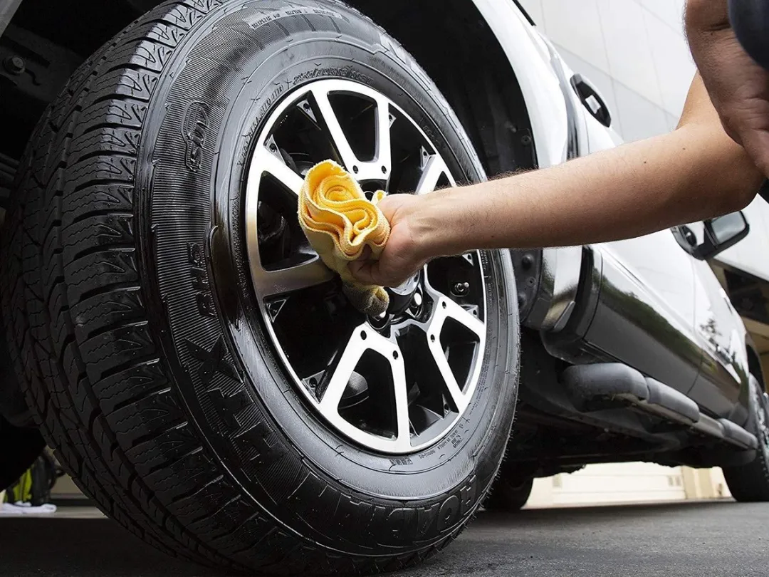 Meguiars Ultimate Waterless Wheel & Tyre 0,71L