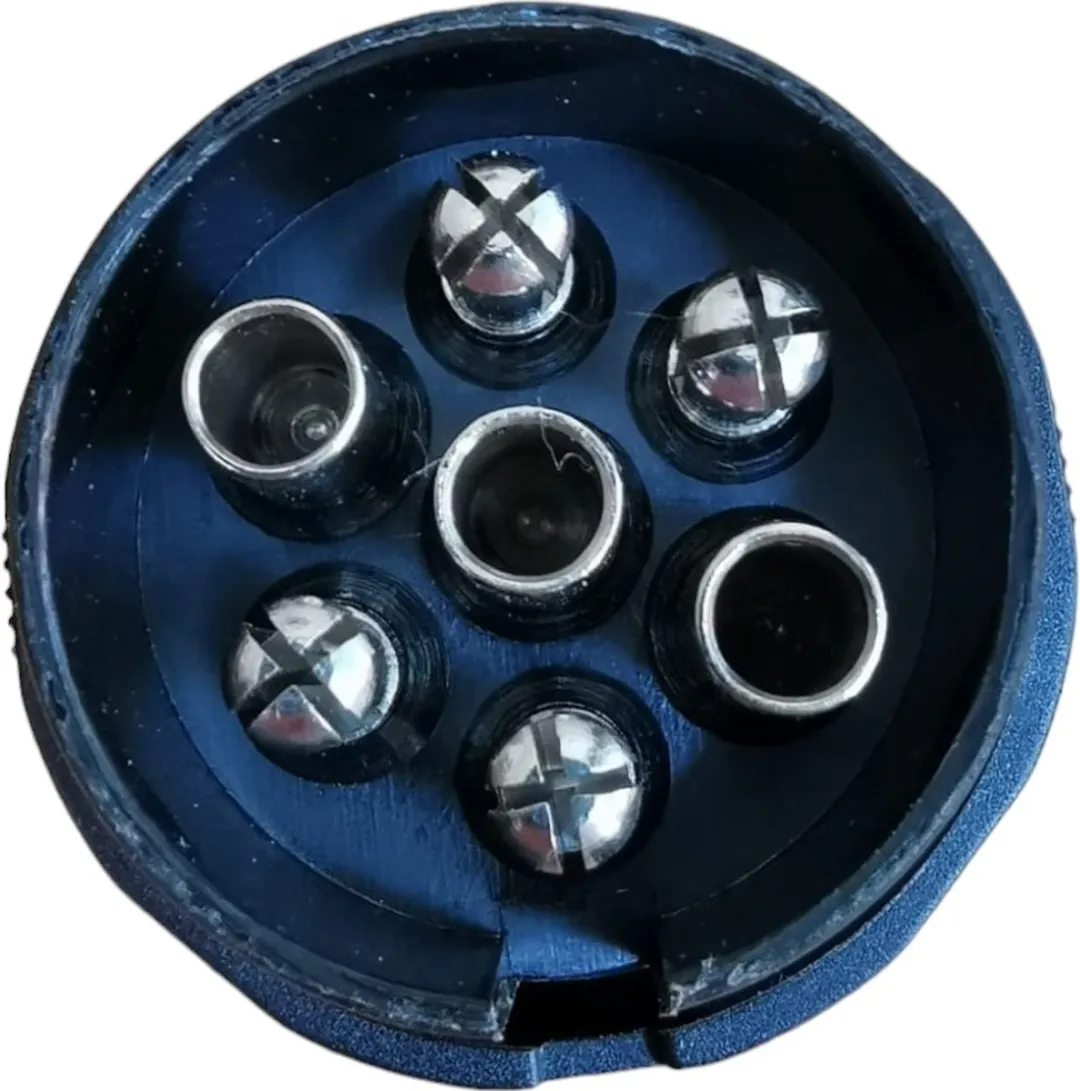 Carpoint Adapter 7-naar-13-polig Trailerdoos - Zwart