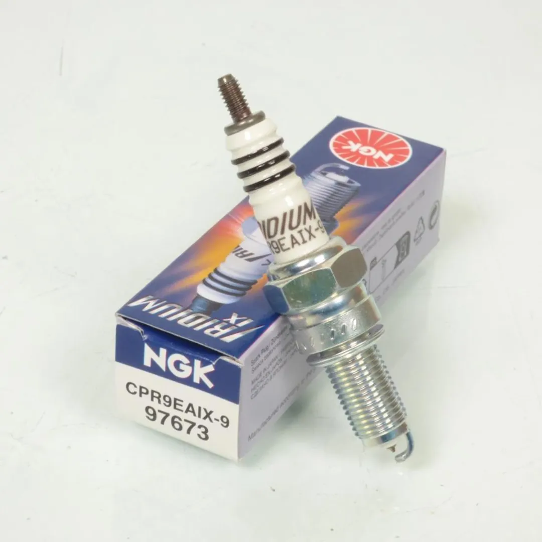 NGK Bougie D'Allumage 890 XSR/900 MTM 2016-2021 - Wit