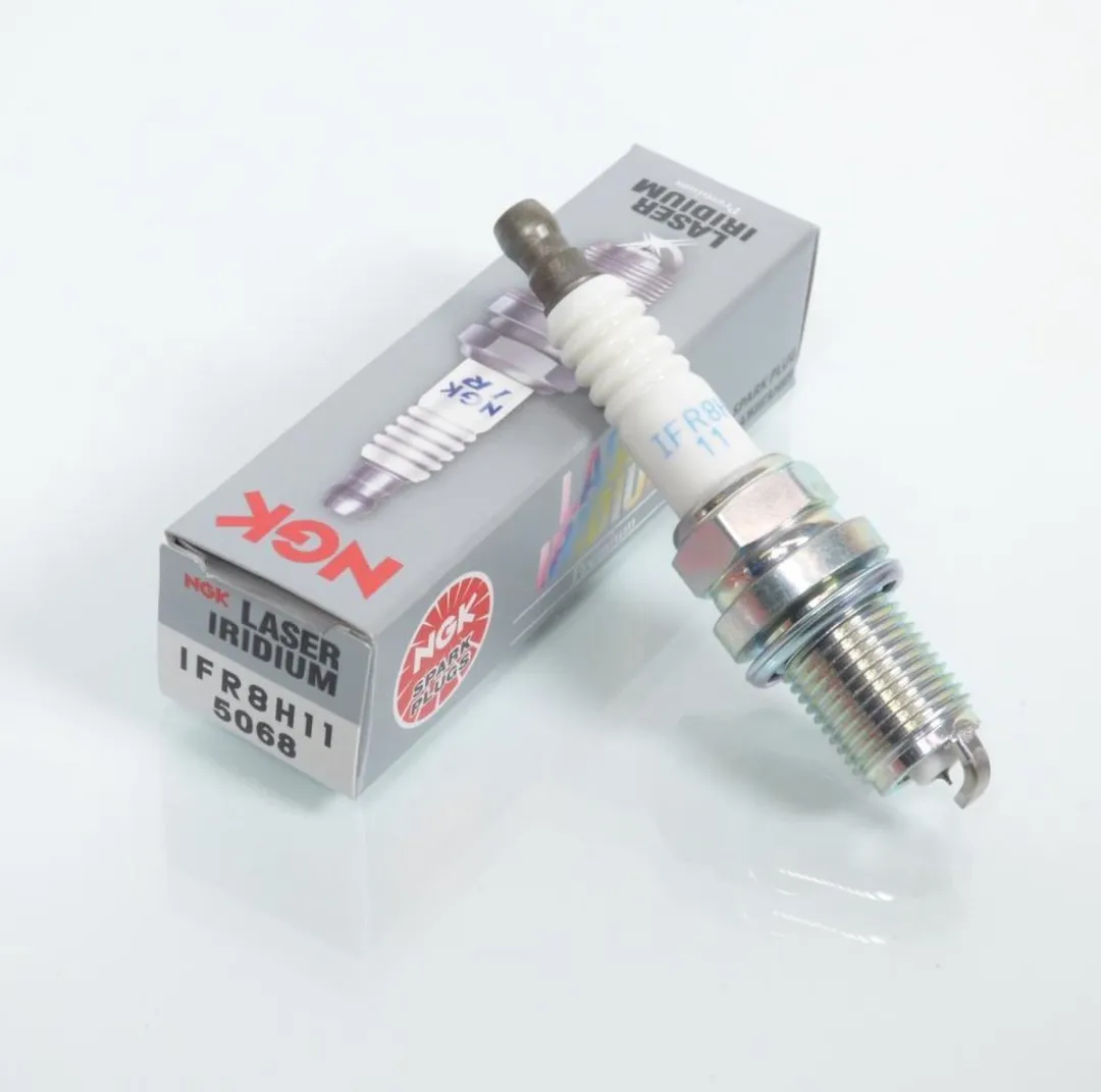 NGK IFR8H11 Iridium Bougie - Zilver